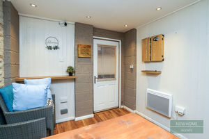 Photo 7- click for photo gallery